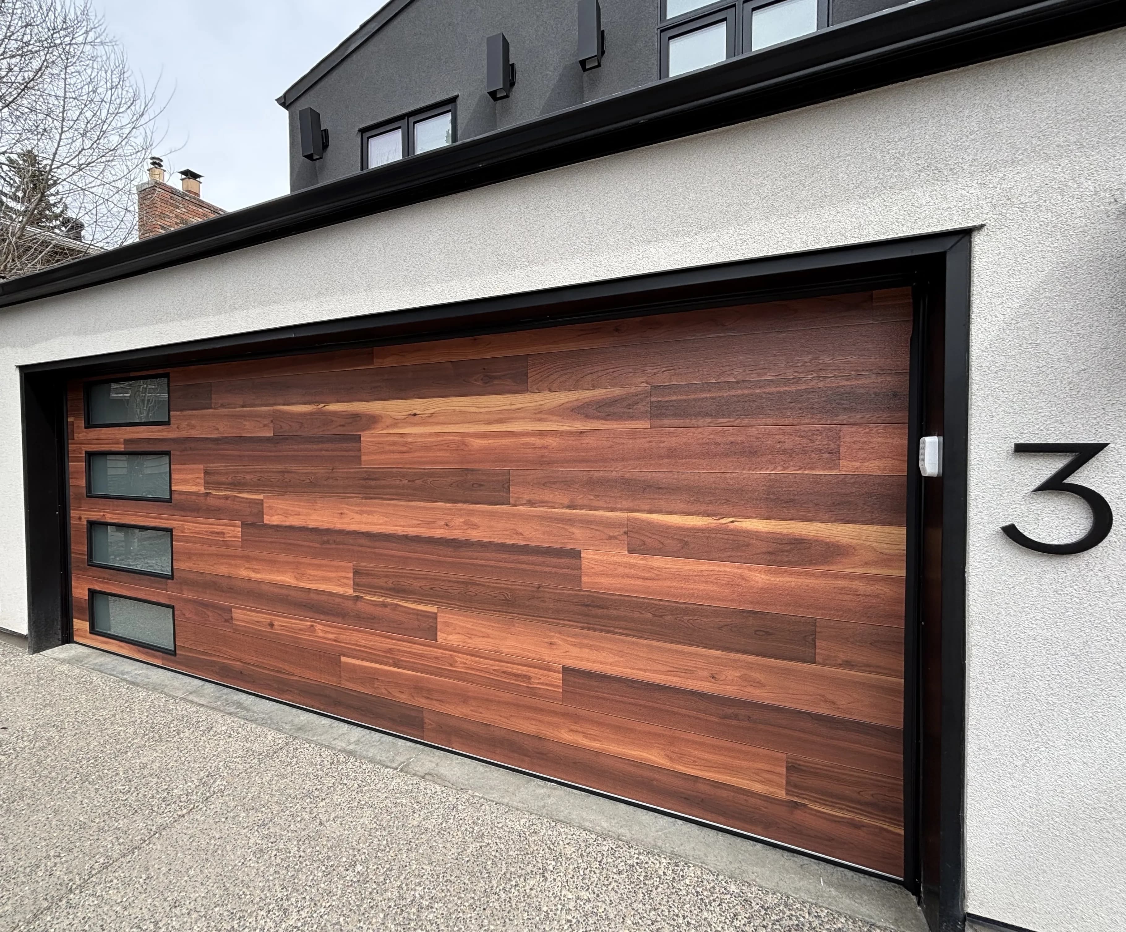 Northland residential garage door example in Calgary
